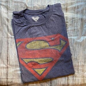 DC Comics Superman Logo Gray and Red Short Sleeve Tee